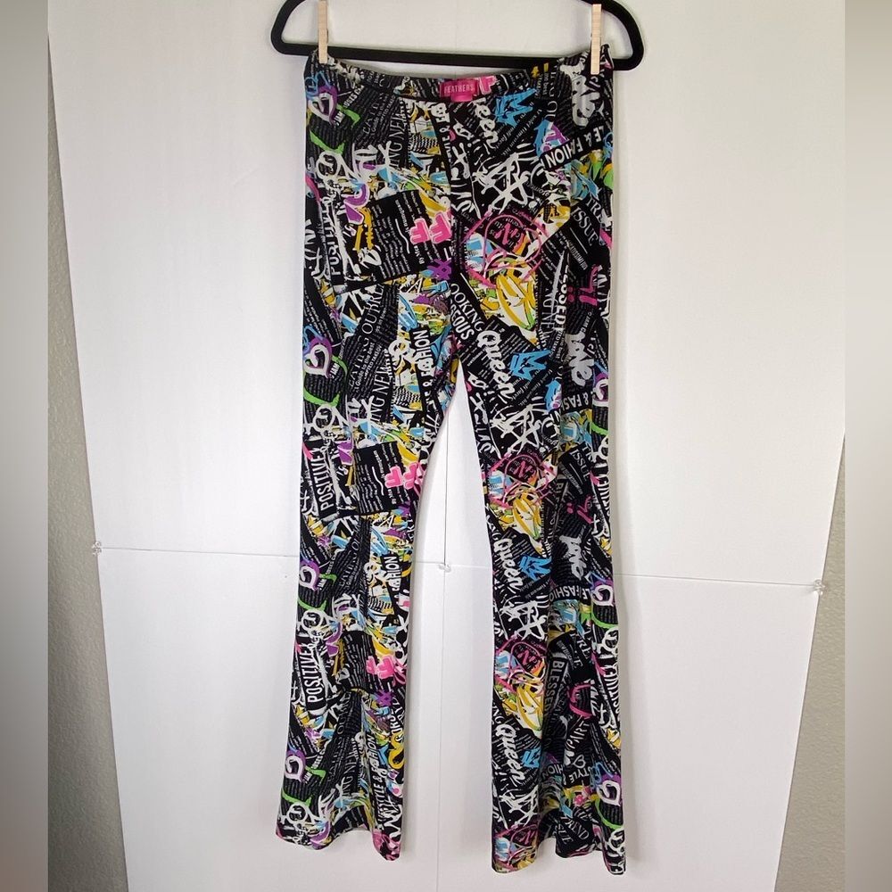 Feathers XL Graffiti Print Stretch Pants | Colorful Street Art Leggings